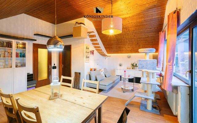 Wohn- und Essbereich DG