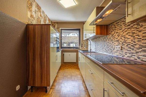 Küche, die Einbauküche kann übernommen werden