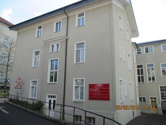 Objektansicht aus Richtung Parkhaus