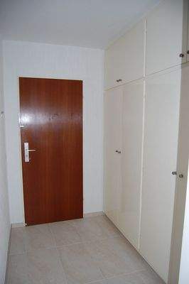 Diele mit Einbauschränken