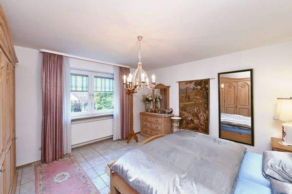 das Schlafzimmer, Erdgeschoss