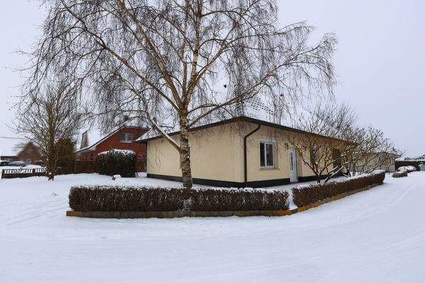 Außenansicht links zum Garten