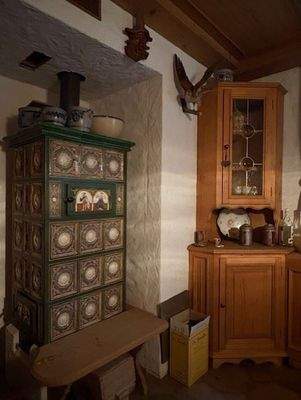 mit Kamin + Küchenanschlüsse