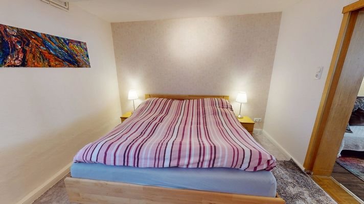 Schlafzimmer 1