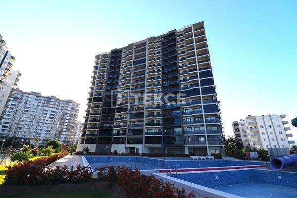 Apartment in Sunflower 3 Project 100 M from the Sea in Mersin