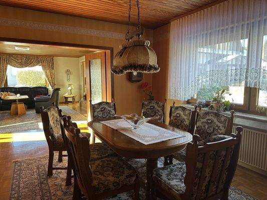 Wohn- und Essbereich