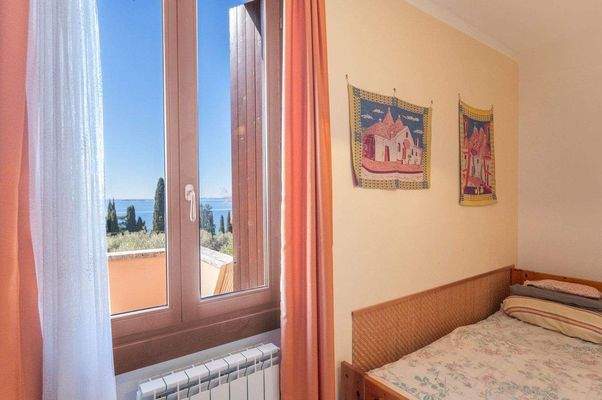 Tecnocasa Garda 037.jpg