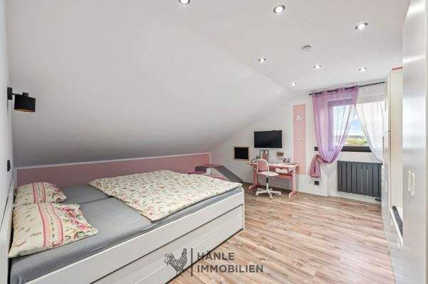 Schlafzimmer 3 OG