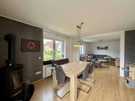Wohn- und Essbereich