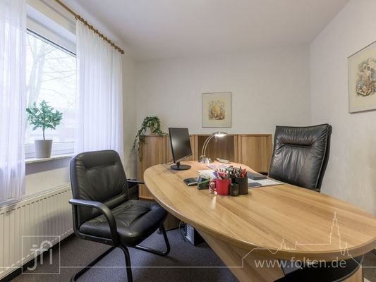 Arbeits- oder Kinderzimmer 1