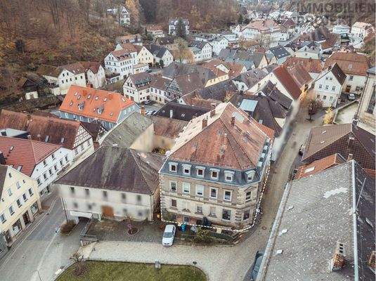 Luftbild mit eingezeichneter Immobilie