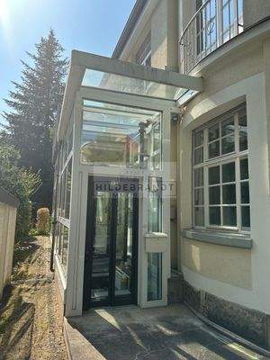 Wintergarten mit Fahrstuhl