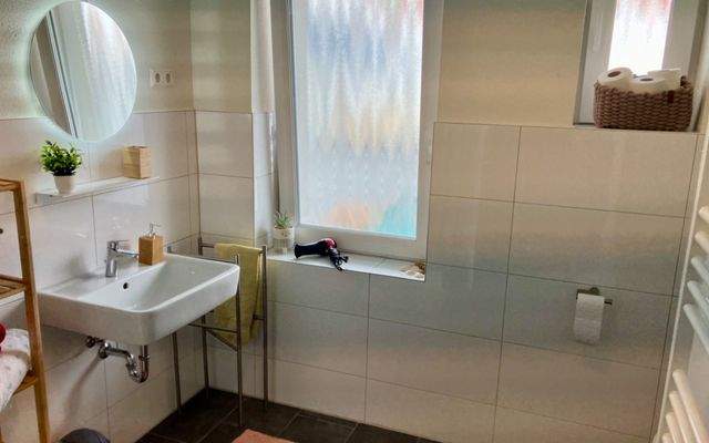 Wohnung-Esslingen-Badezimmer