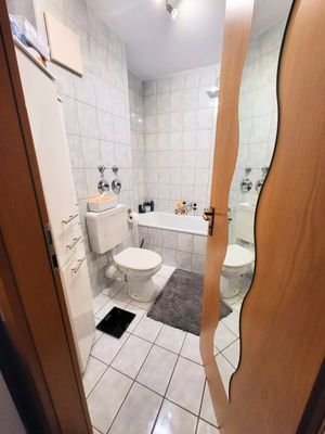 Blick ins Badezimmer