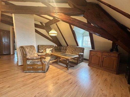 Wohnzimmer - möbliert