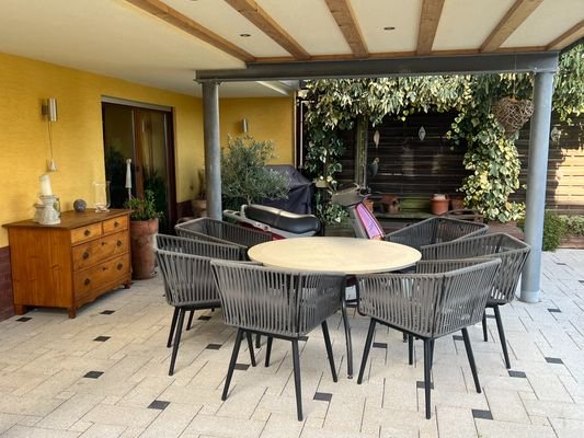 Überdachte Terrasse Haus 2