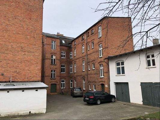 Rückseite Seitenflügel