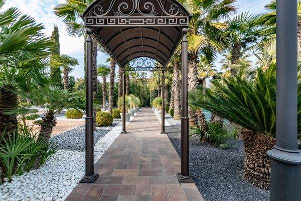 Luxusvilla-am-gardasee-kaufe_villa-am-gardasee-kaufen-haus-am-gardasee-kaufen_exklusive-Villa-am-gardasee_luxus-villa_luxusvilla-am-gardasee_villa-mit-panorama_villa-in-desenzano_comprare-villa-lago-di-garda_vendere-villa-lago-del-garda_Villa-di-lusso_Lag