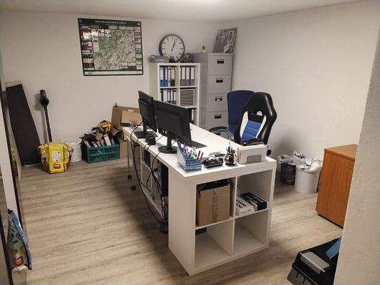 Büro unter Garage