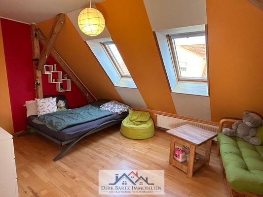 Kinderzimmer 2 OG