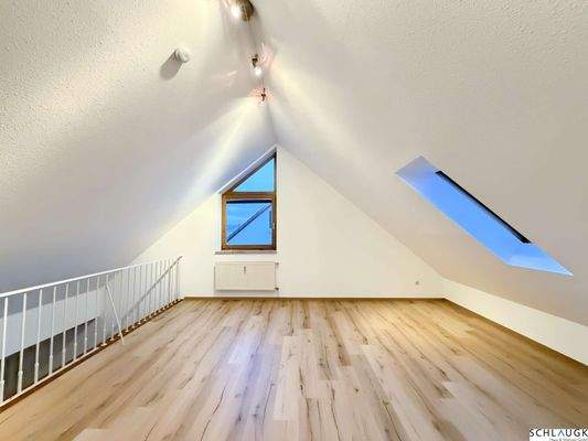 Galerie mit kleinem Abstellraum - Bild 2