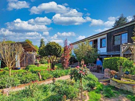 makellos 02 EFH Bützow  - Hausansicht.jpg