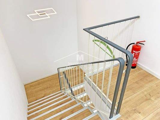 Treppenaufgang Büroeinheit