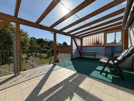 Überdachte Terrasse