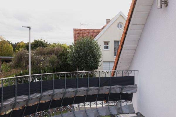 Aussicht vom Balkon nach Westen (DG)