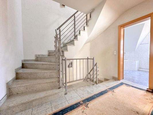 K1024_Granittreppe mit Edelstahlgeländer