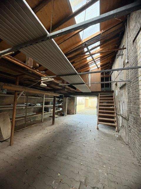 Schiffweiler Halle, Schiffweiler Hallenfläche