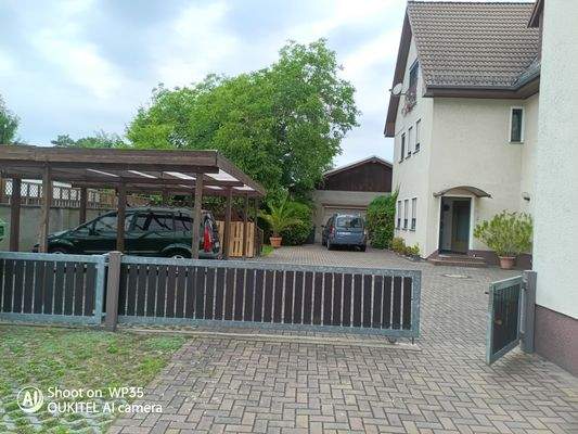 Blick in Richtung Carport Nr. 1