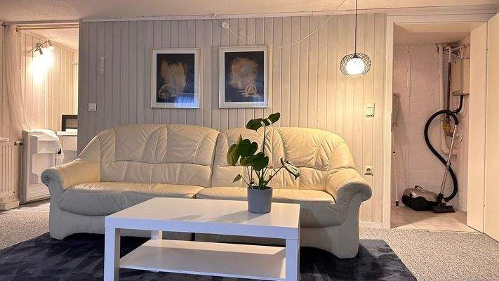 Wohnzimmer Kellerapartment