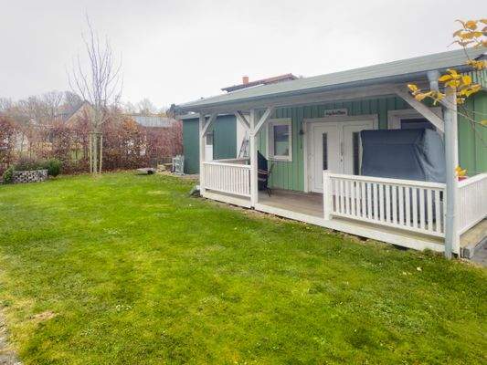 Großzügiges Gartenhaus