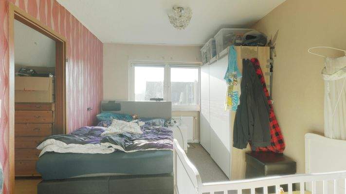 ... Schlafzimmer sowie ...