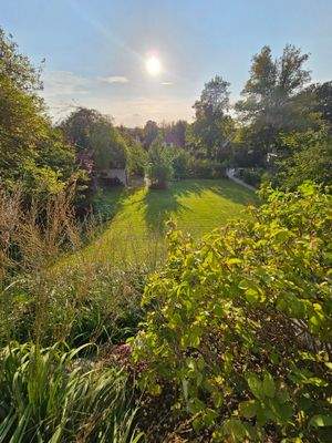 Traumhafte Aussicht von der Terrasse vor dem Haus