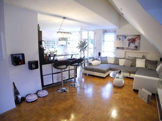 Wohn-/Esszimmer a B5