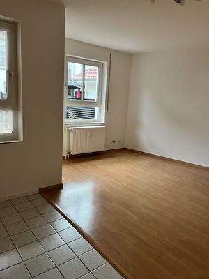 Essbereich Blick in den Wohnbereich