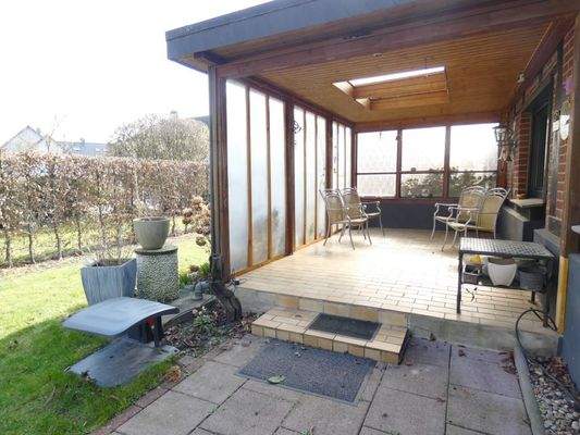 überdachte Terrasse an der Küche