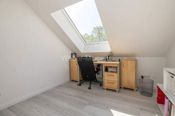 3395 DG HW - Kinder- oder Arbeitszimmer