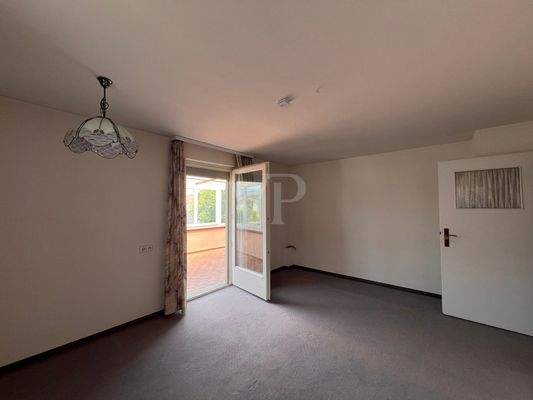 Zimmer mit Zugang Wintergarten