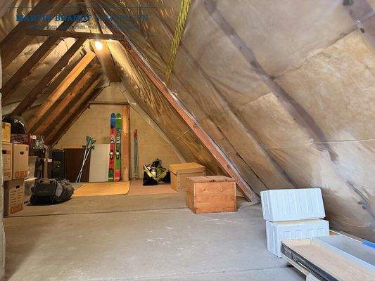 Spitzboden (gedämmt)