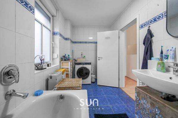 TAGESLICHTBADEZIMMER 