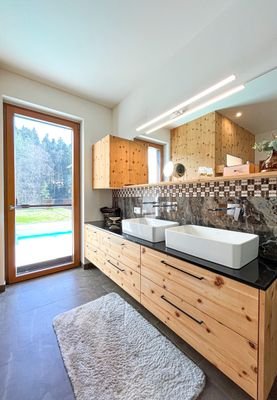 Hauptbadezimmer