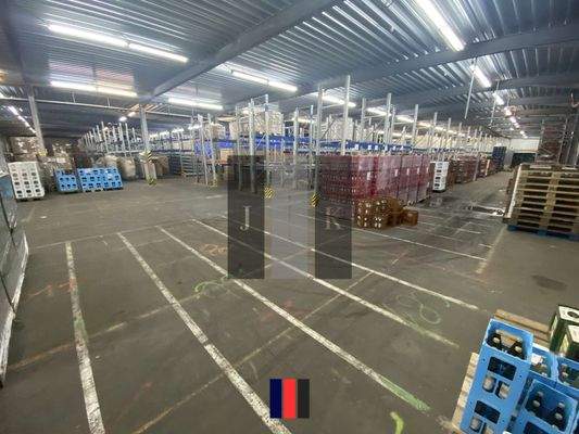 Halle Innenansicht 3