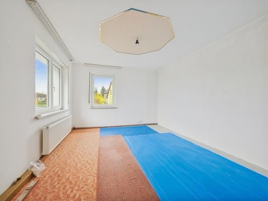 Schlafzimmer (WE 1)