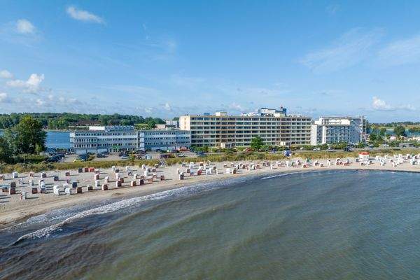 Steinwarder von vorne.jpg