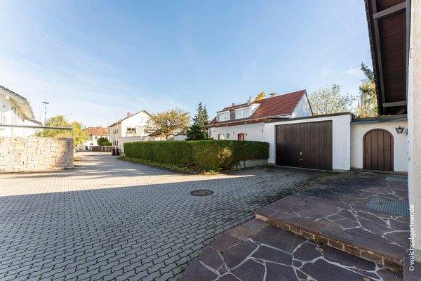 Blick auf die Zufahrt