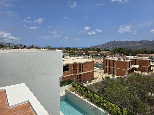 Villas Close to the City and the Beach in La Nucia Alicante