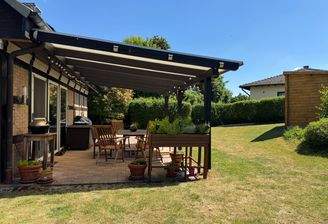 überdachte Terrasse